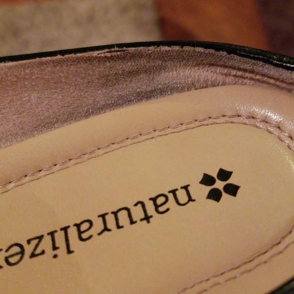 Naturalizer open back clogs - Picture 7 of 7